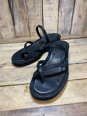 ���k��i2026�@�X�g���b�v�T���_��